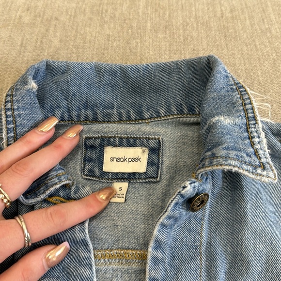 Button Up Jean Jacket - Picture 4 of 6